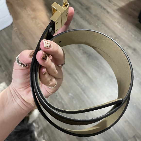 Women’s Michael Kors Belt - Picture 2 of 5
